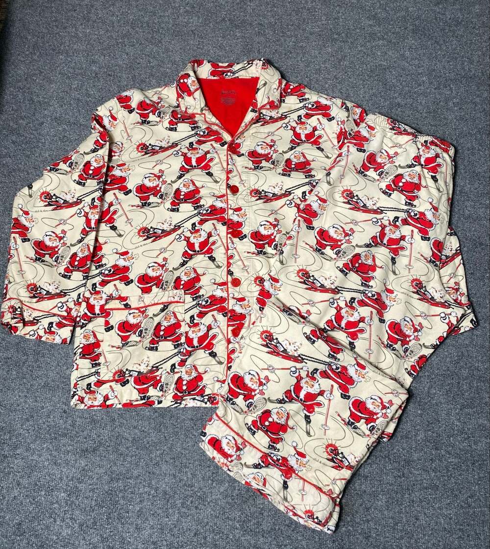 Nick & Nora Flannel Pajama Set  Winter Santa Skiing- L